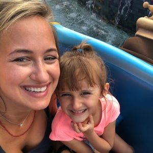 Meet your Posher, Jenna